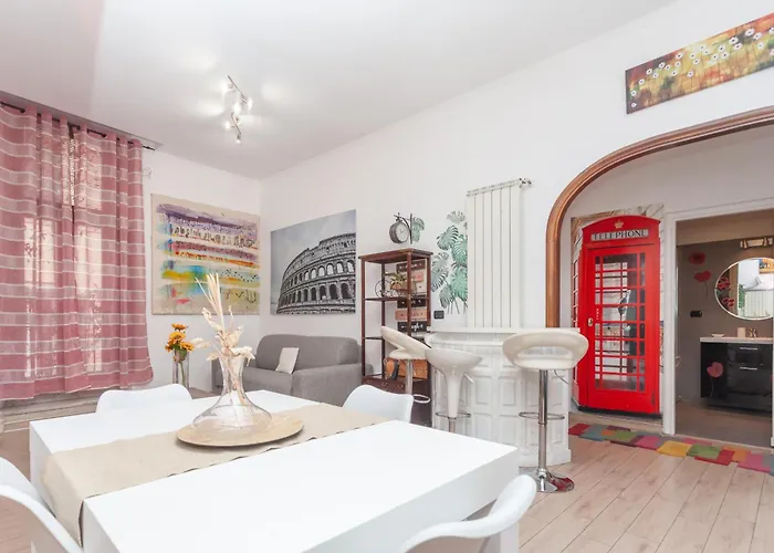 Pellegrino Piazza Navona 2bdr Apartment